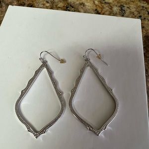 Sophie Kendra Scott silver earring